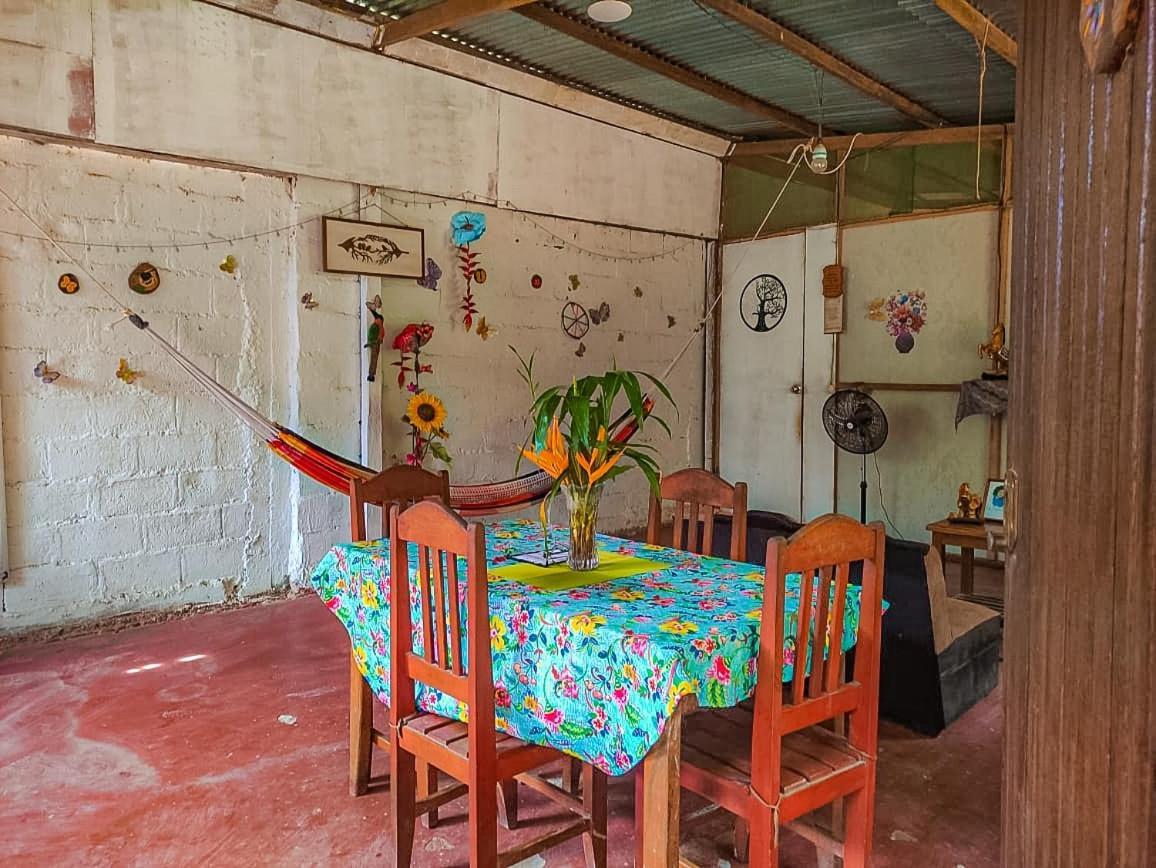 Hotel Rosa'S House à Puerto Maldonado Extérieur photo